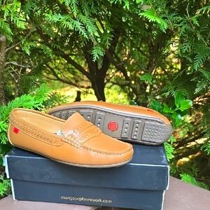 Marc Joseph Tan Women's Flats -LN